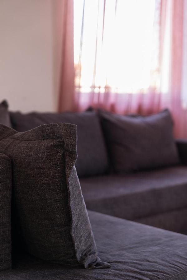 Deluxe Apartment La 拉里萨 外观 照片